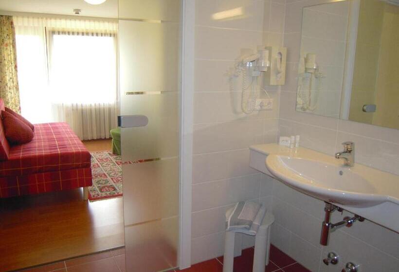 سوئیت جونیور با تراس, Seehotel Ressmann