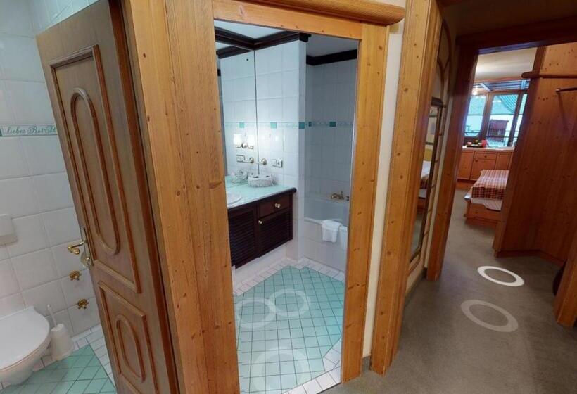 חדר סטנדרט עם מרפסת, Wellnesshotel ...liebes Rot Flüh