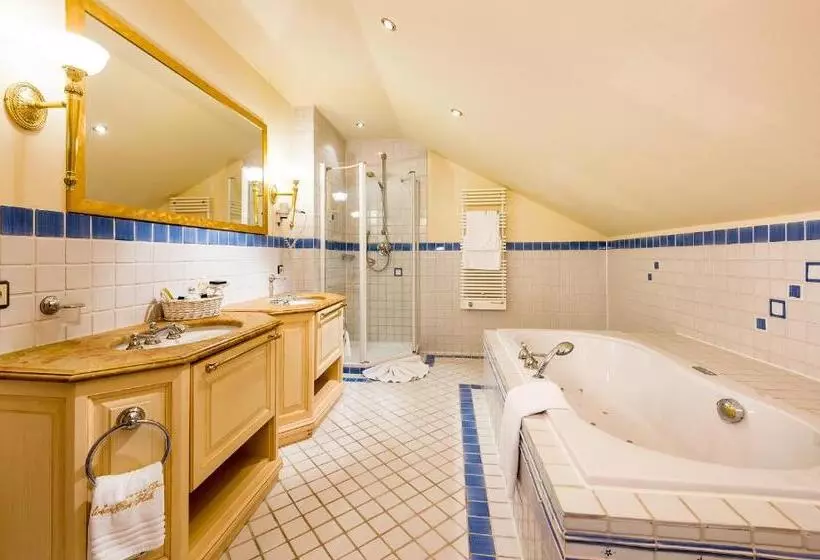 デラックススイート, Wellnesshotel ...liebes Rot Flüh