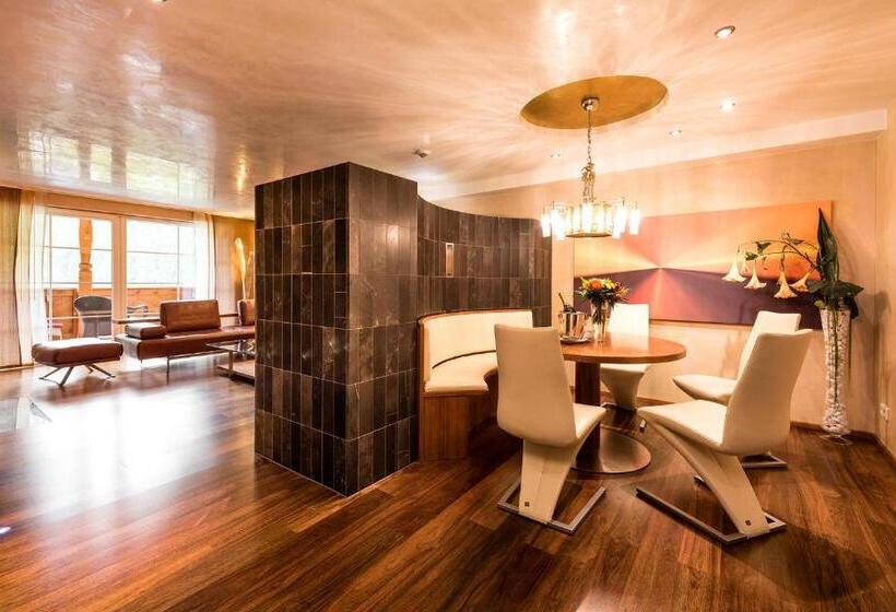 Президентский Люкс, Wellnesshotel ...liebes Rot Flüh