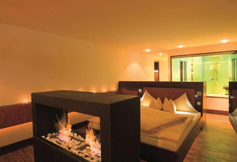 סוויטה משפחתית, Wellnesshotel ...liebes Rot Flüh