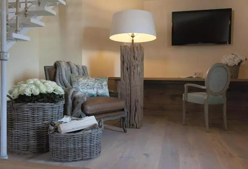 スイート（家族用）, Wellnesshotel ...liebes Rot Flüh