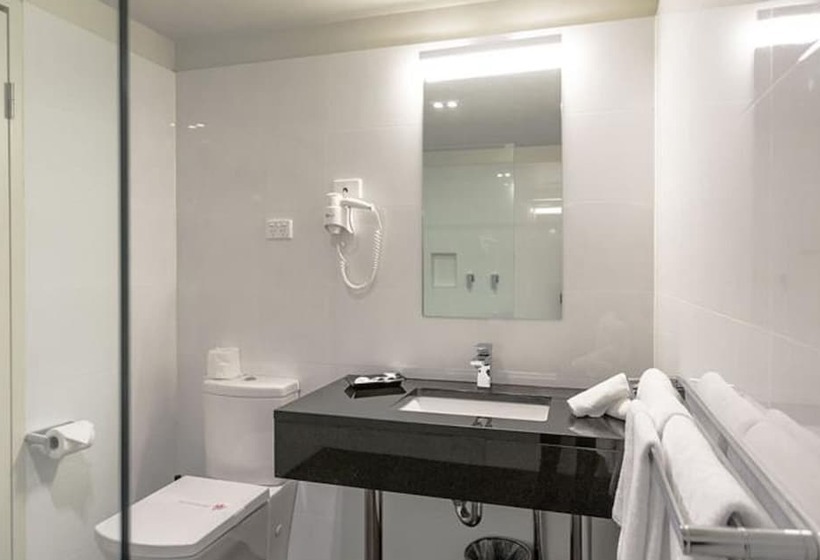 デラックスルーム, Bankstown Motel 10
