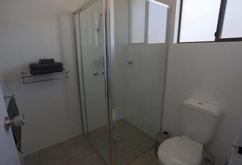 חדר סטנדרט עם מיטת קינג, Coachman's Eden