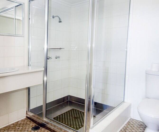 اتاق لوکس یک تخته, Isa