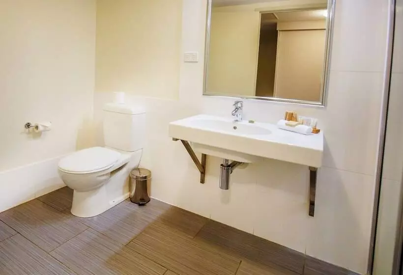 Habitación Deluxe Individual, Isa
