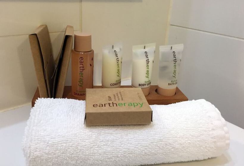 اتاق لوکس, Isa