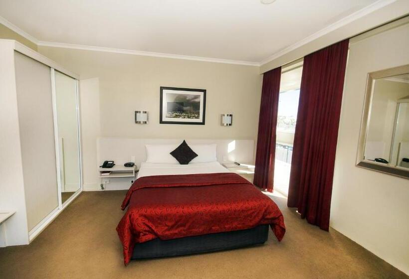 اتاق استاندارد یک تخته با تخت بزرگ, Isa