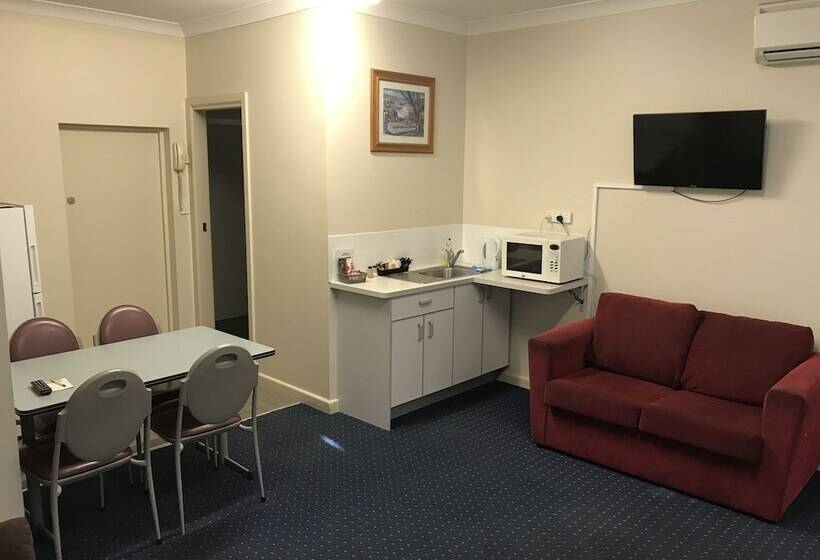 דירת חדר, Orange Motor Lodge