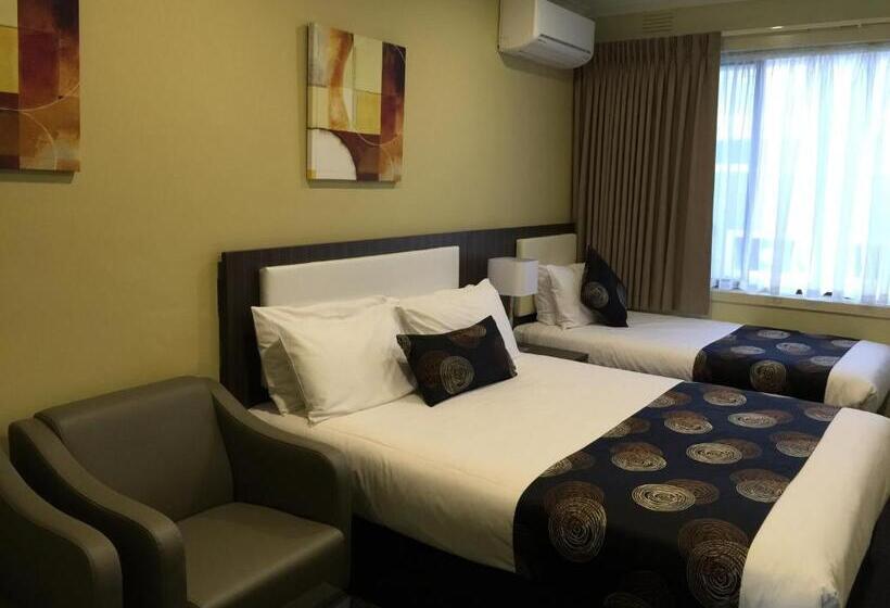 דירת משפחה, Park Squire Motor Inn & Serviced Apartments