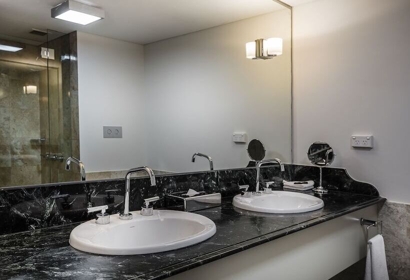 غرفة ديلوكس مزودة بشرفة, Pullman Brisbane King George Square