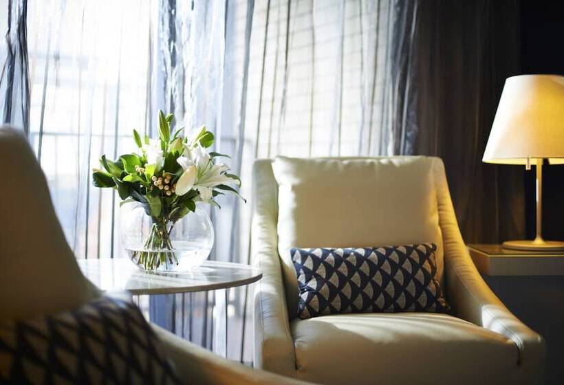 غرفة ديلوكس مزودة بشرفة, Pullman Brisbane King George Square