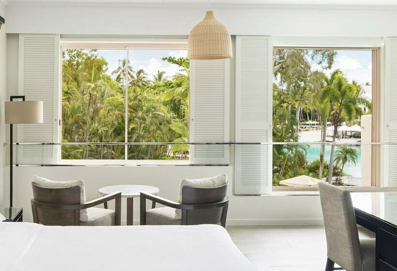 스탠다드 룸 더블 침대, Sheraton Grand Mirage Resort, Port Douglas