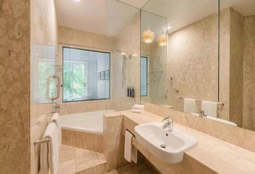 اتاق استاندارد با چشمانداز باغ, Sheraton Grand Mirage Resort, Port Douglas