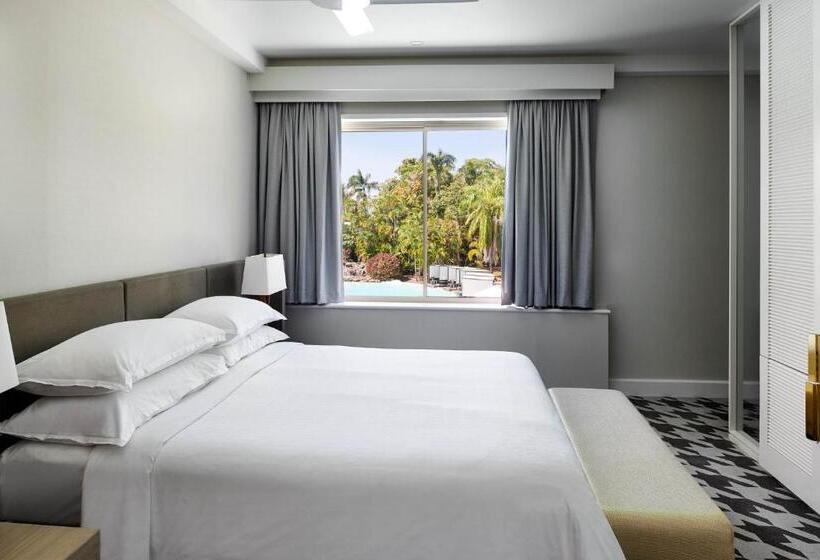 프레지덴셜 스위트, Sheraton Grand Mirage Resort, Port Douglas
