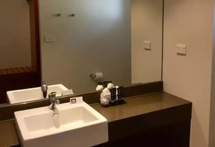 デラックスルーム, Sovereign Resort