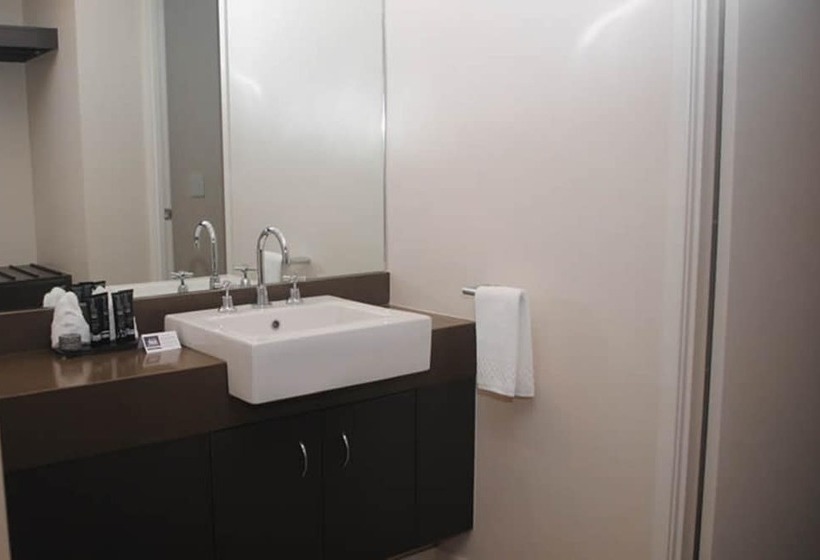 Апартаменты 2 Спальни, Sovereign Resort