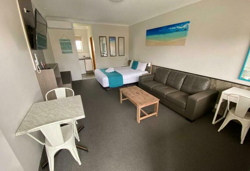 חדר סטנדרט, Top Of The Town Motor Inn