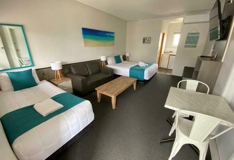 חדר סטנדרט, Top Of The Town Motor Inn