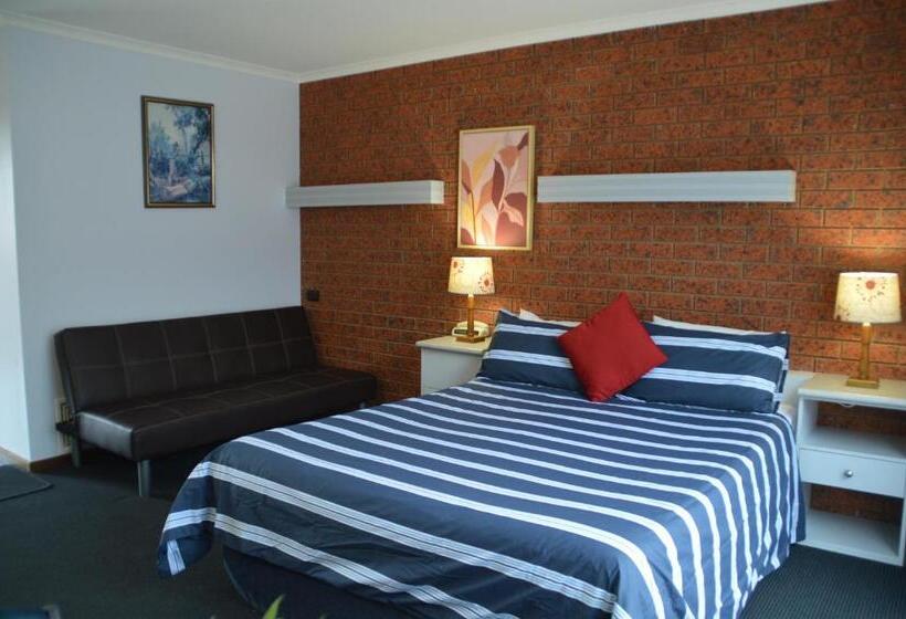 اتاق لوکس با وان آب گرم, Whalers Rest Motor Inn