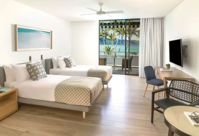2 Bedrooms Suite Sea View, Intercontinental Hayman Great Barrier Reef