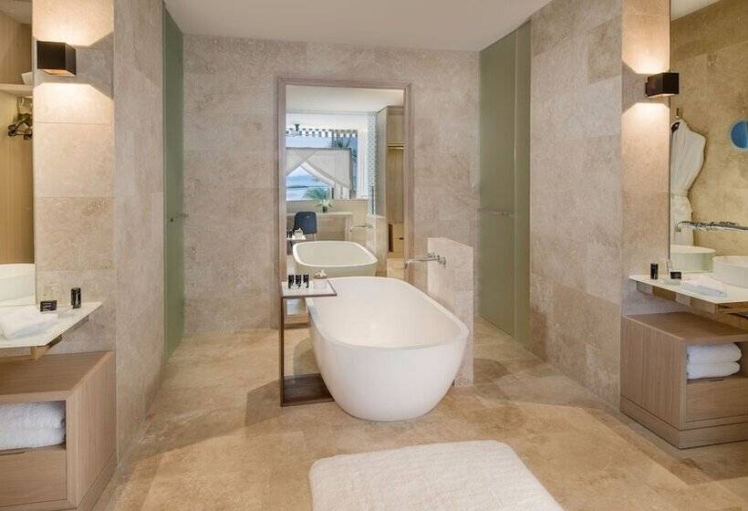 Люкс, Intercontinental Hayman Great Barrier Reef