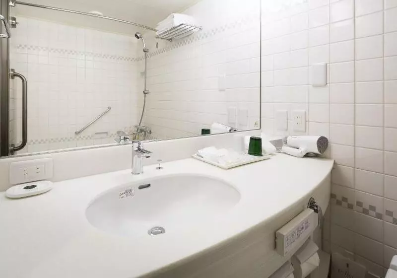 آپارتمان 2 خوابه, Motel Mayfair On Cavell