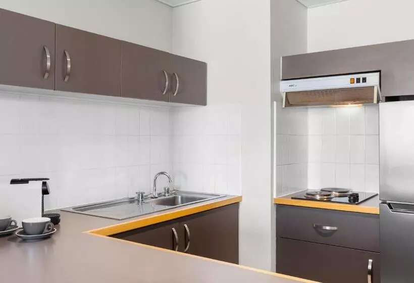 Suite Executiva, Novotel Perth Langley