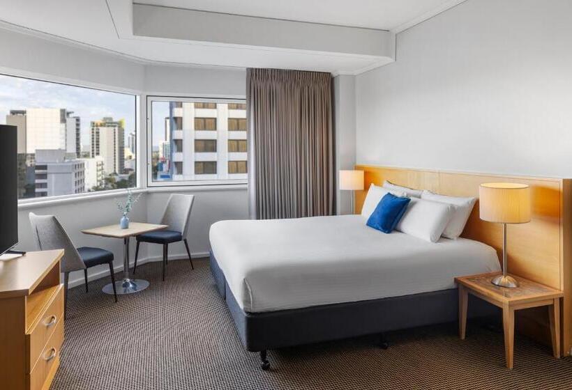 اتاق سوپریور با تخت بزرگ, Novotel Perth Langley