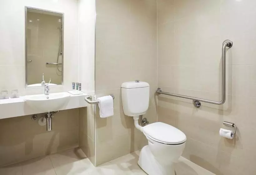 Habitació Estàndard Llit King Adaptada per a persones amb mobilitat reduïda, Novotel Perth Langley