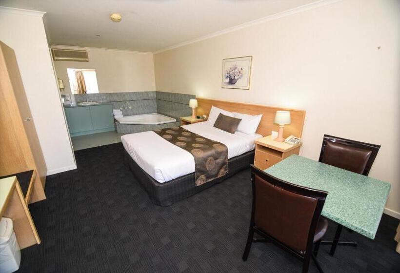 חדר סטנדרט עם ג'קוזי, Sandown Heritage Motel