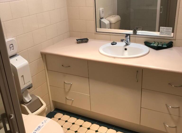 Семейный Номер, The Lodge Outback Motel