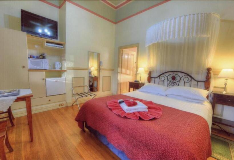 חדר דלוקס, The Lodge Outback Motel