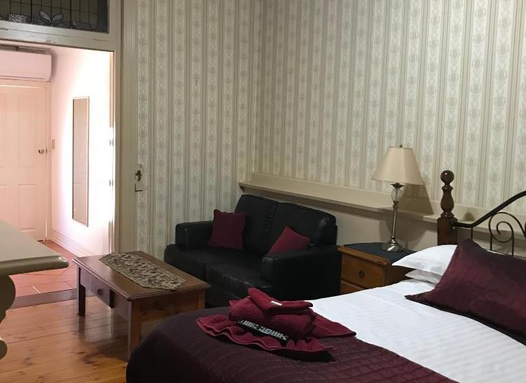 חדר סופריור, The Lodge Outback Motel