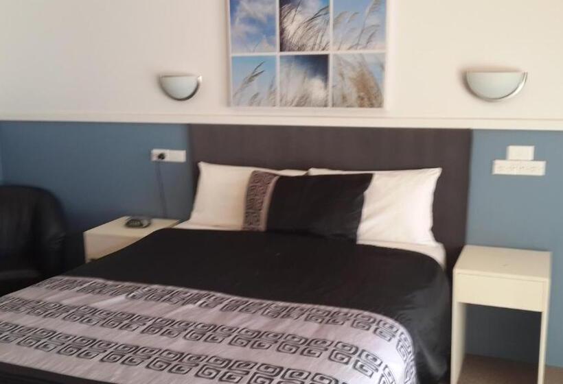 غرفة قياسية, Zero Inn Motel