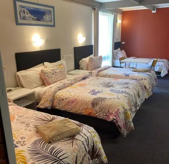 ファミリールーム, Zero Inn Motel