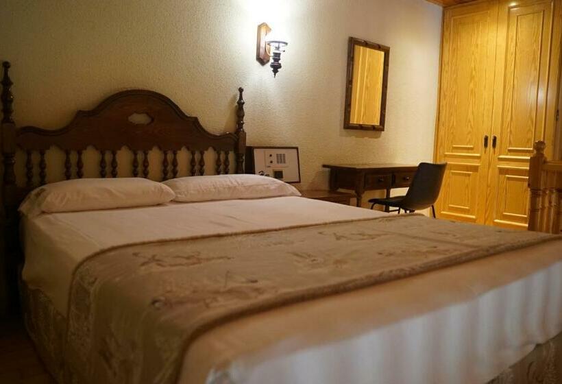 اتاق خانوادگی, Abba Ordino Babot