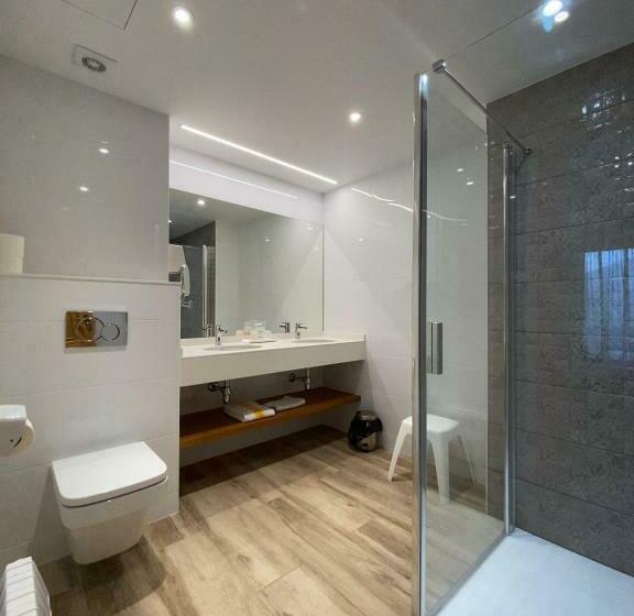 سوییت جونیور, Abba Ordino Babot