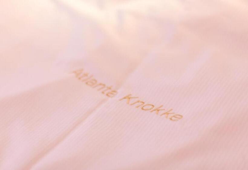 Четырехместный Номер Стандарт, Atlanta Knokke