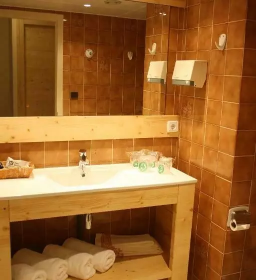 Habitació Triple Estàndard, Bonavida