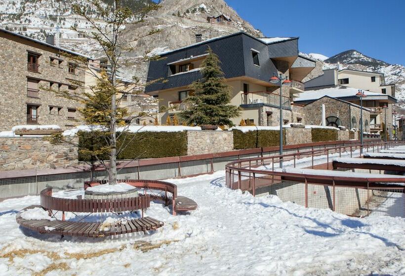 اتاق استاندارد سه نفره, Bonavida