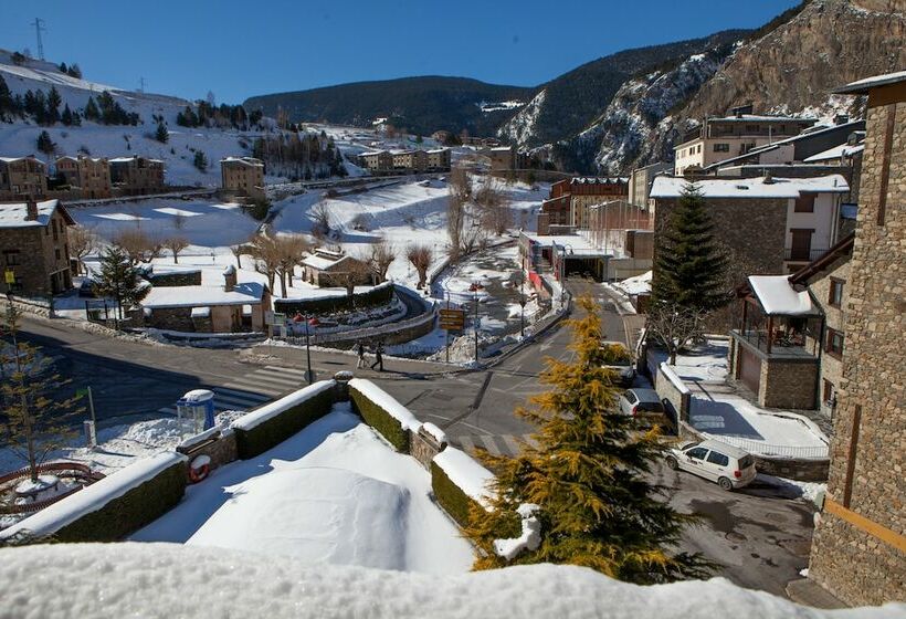 اتاق استاندارد چهار تخته, Bonavida