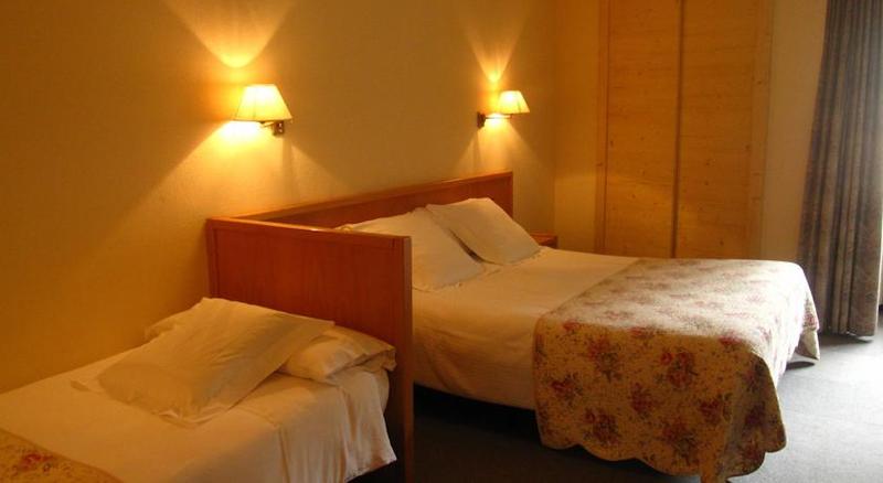 اتاق استاندارد سه نفره, Bonavida