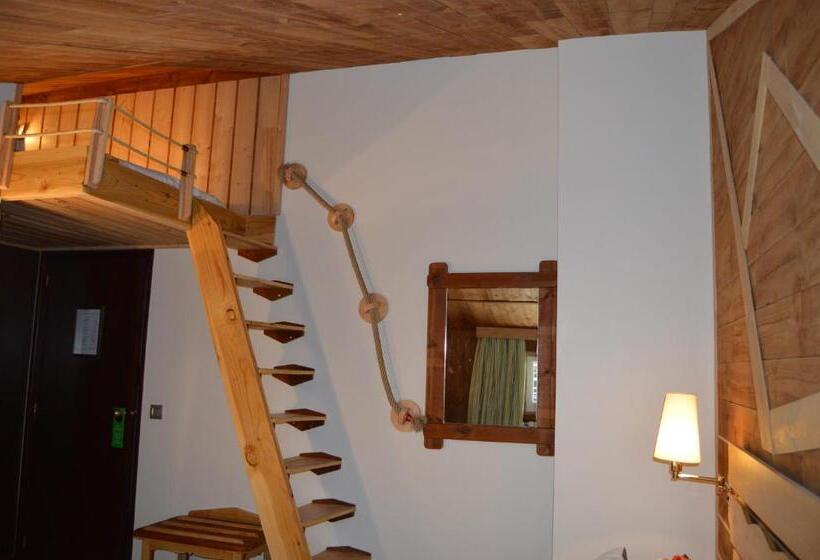 Habitació Triple Deluxe, Coma Bella