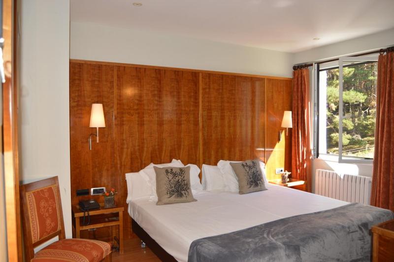 Habitació Estàndard, Coma Bella