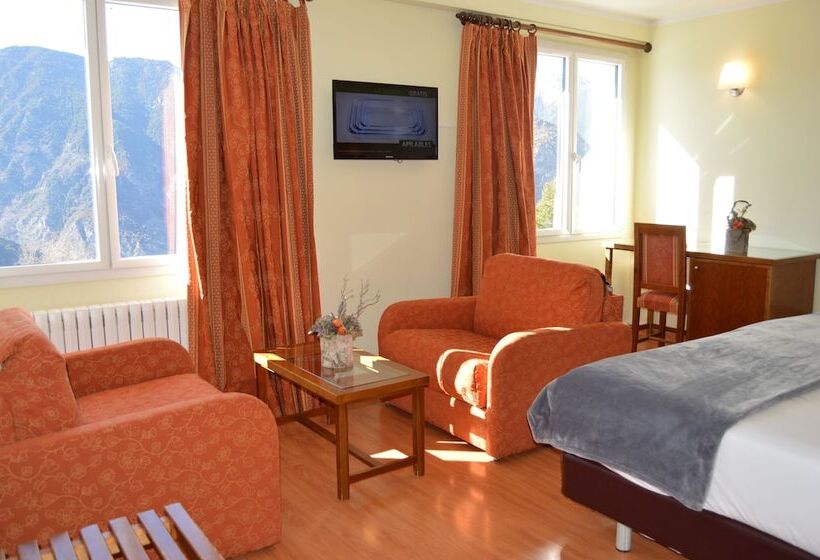 Family Room, Coma Bella