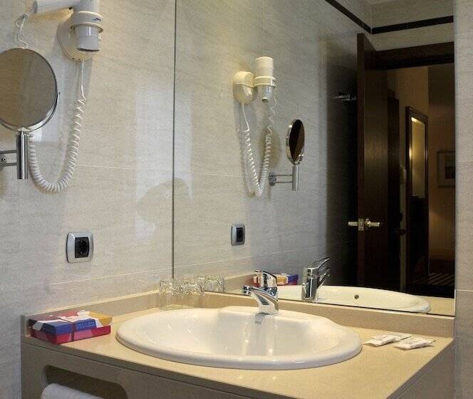 Habitació Triple Estàndard, Coma Bella