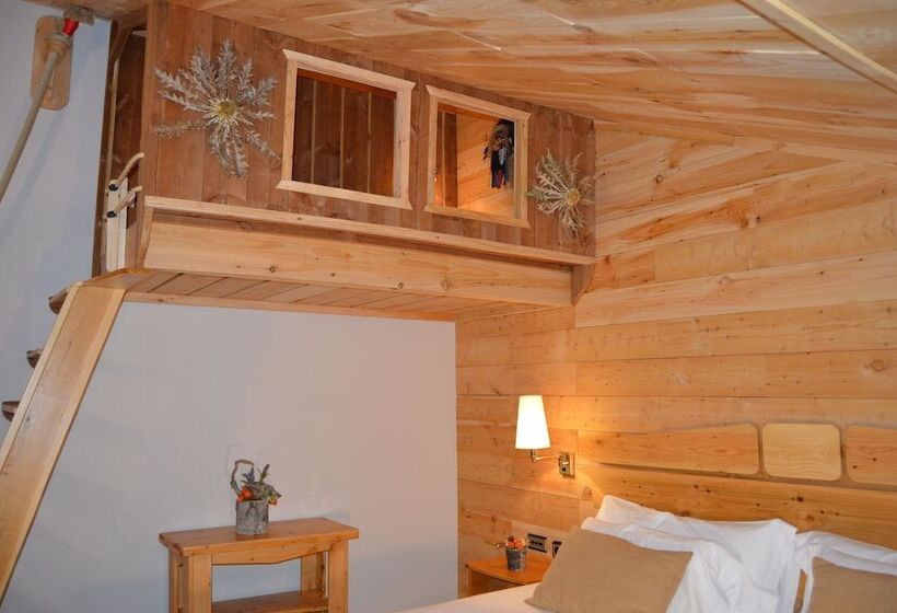 Habitació Triple Deluxe, Coma Bella