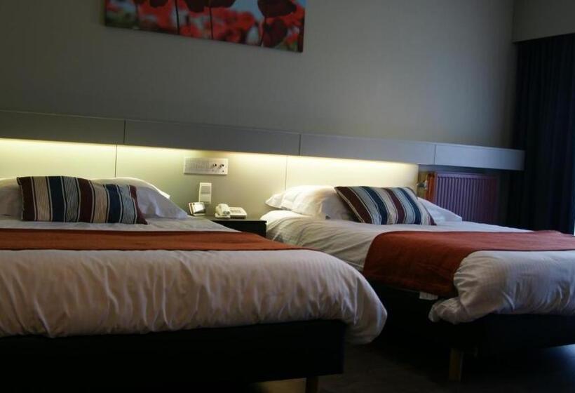 חדר סטנדרט, De Basiliek