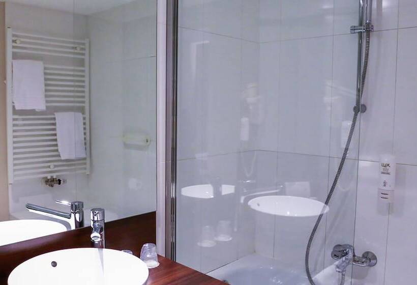 اتاق استاندارد, De La Couronne Liege